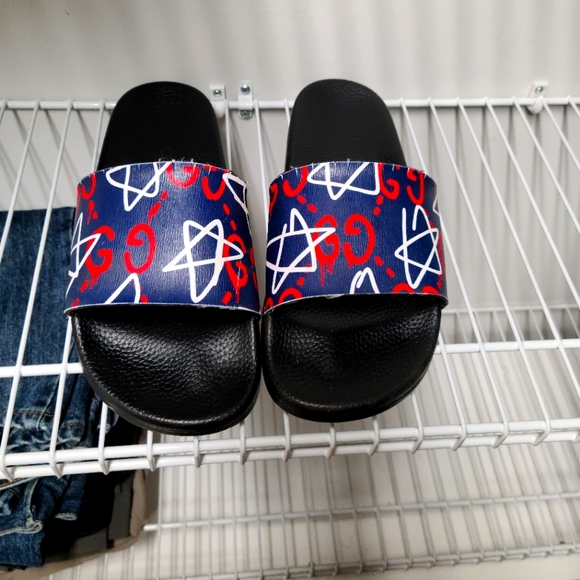 Mens Gucci slides size 10 - Picture 1 of 4